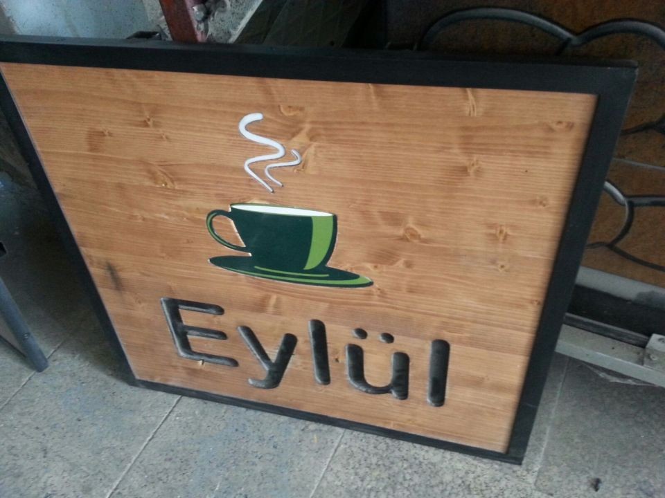 Eylul Cafe Ahsap Tabela