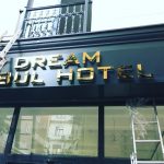 My Dream Hotel Endırek Led Aydınlatmalı Gold Krom Kutu Harf Tabela Montaj